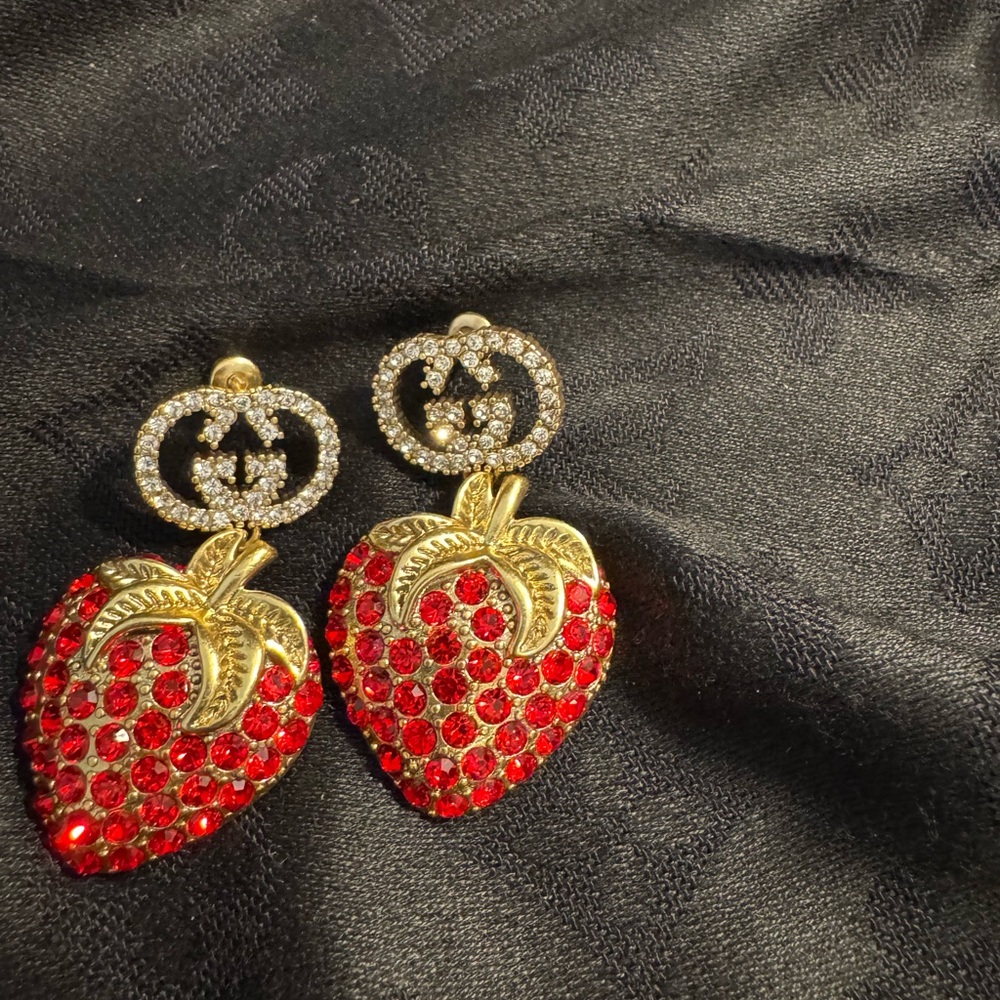Gucci Red and Gold Interlocking Strawberry Earrings - Picture 3 of 6